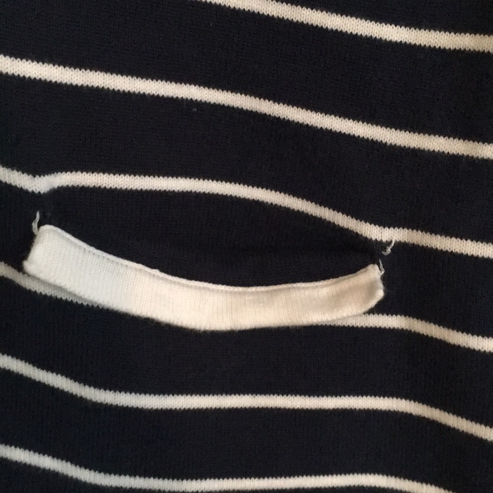 Sweater - Picture 3 of 4